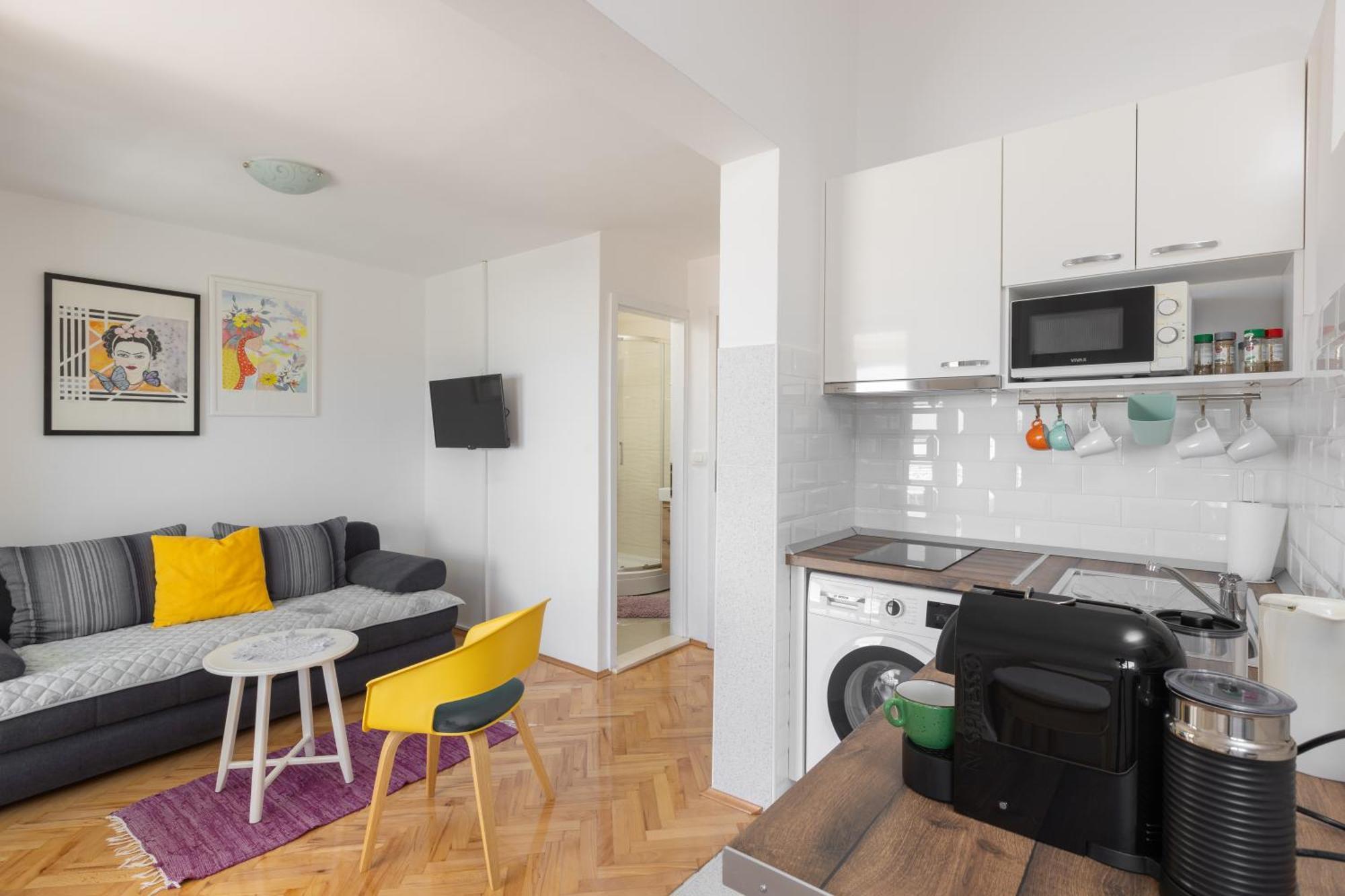Miandmi Apartments Макарська Екстер'єр фото